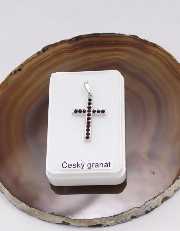 Přívěsek křížek